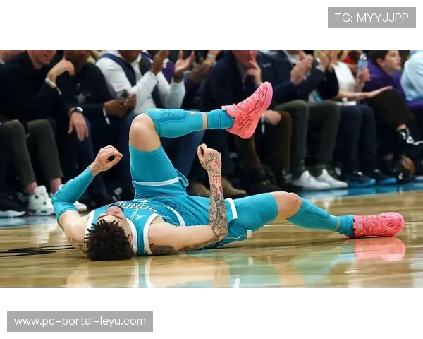 伤情更新：魔术队弗兰茨·瓦格纳因左脚踝高位扭伤确认缺阵